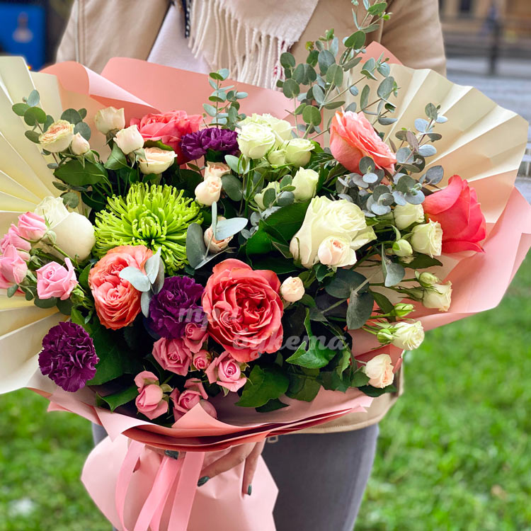 Букет «Миранда» (в руках)